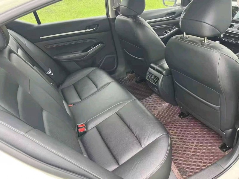 九江21年日产天籁8