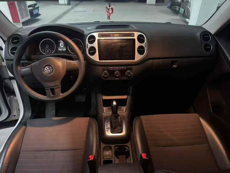 湖州19年大众途观5