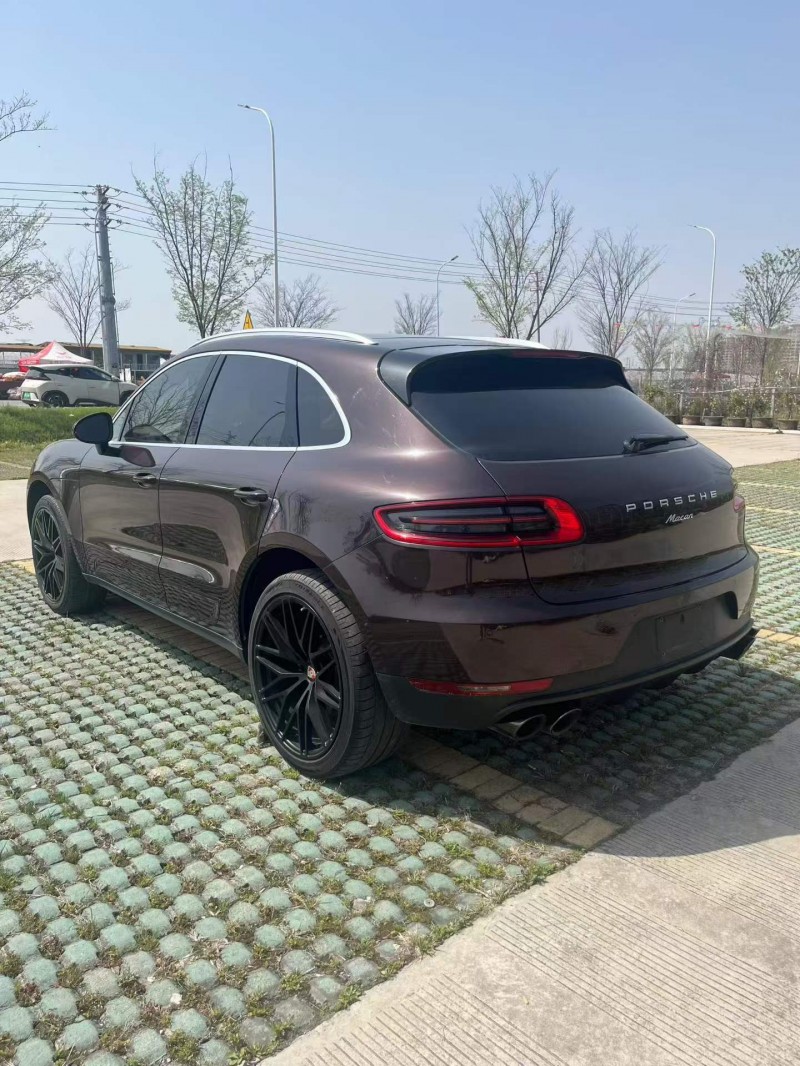 宿迁16年保时捷Macan7
