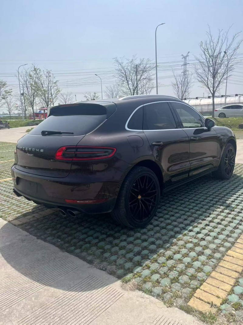 宿迁16年保时捷Macan8