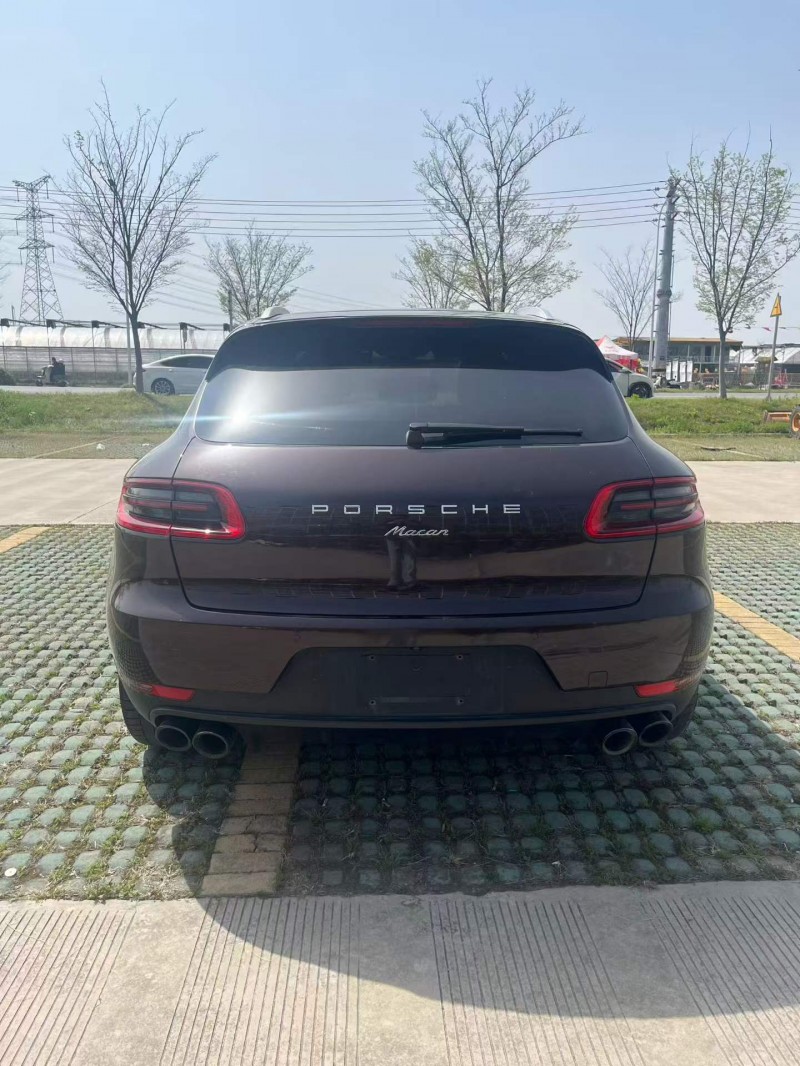 宿迁16年保时捷Macan9