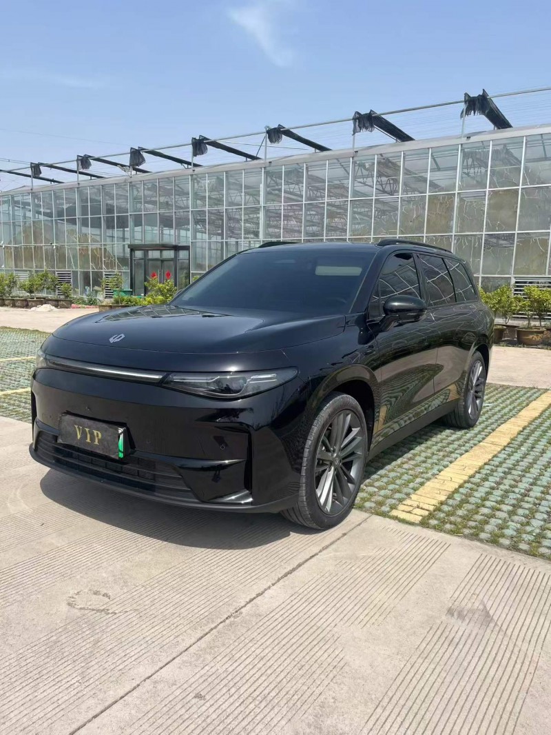 宿迁25年零跑汽车C163