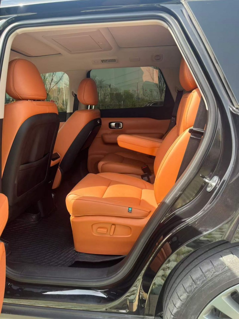 宿迁25年零跑汽车C164