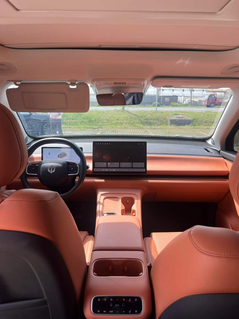 宿迁25年零跑汽车C165