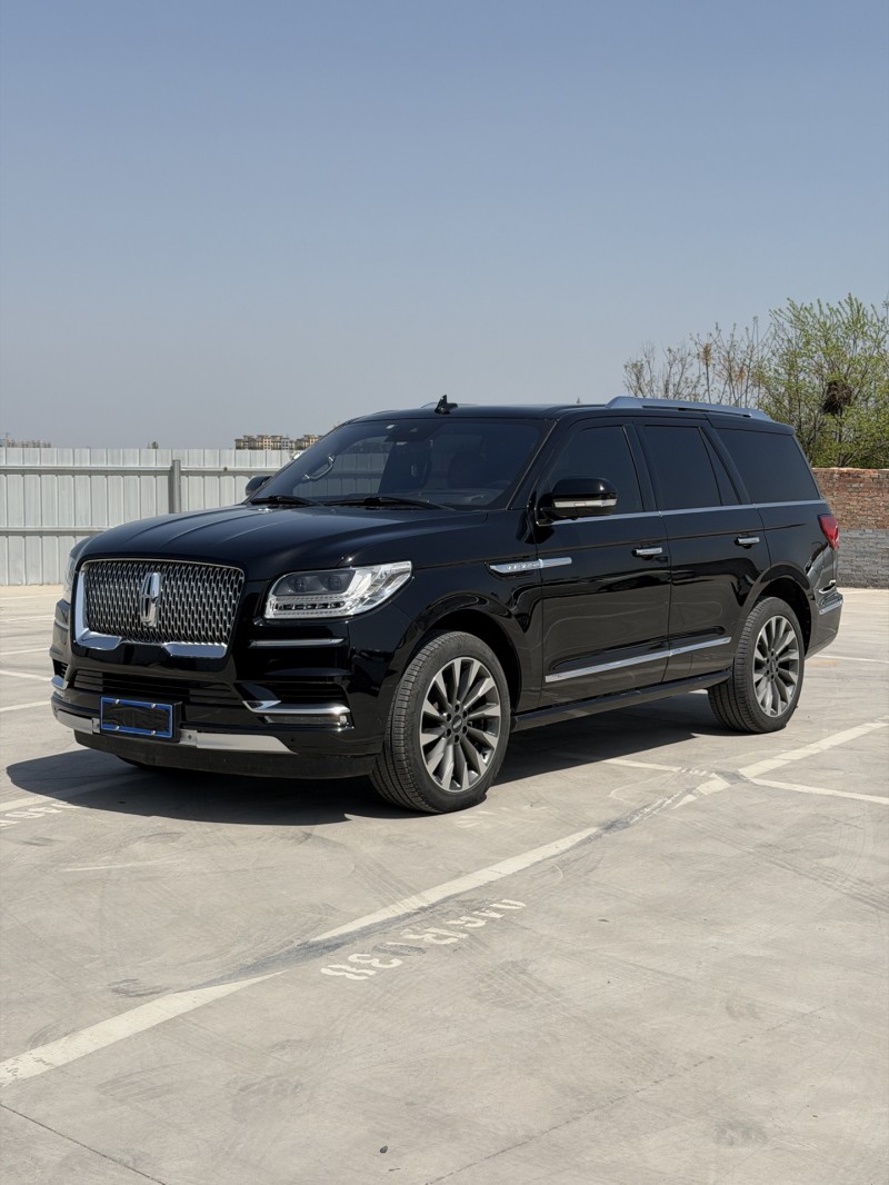 新乡20年林肯领航员2