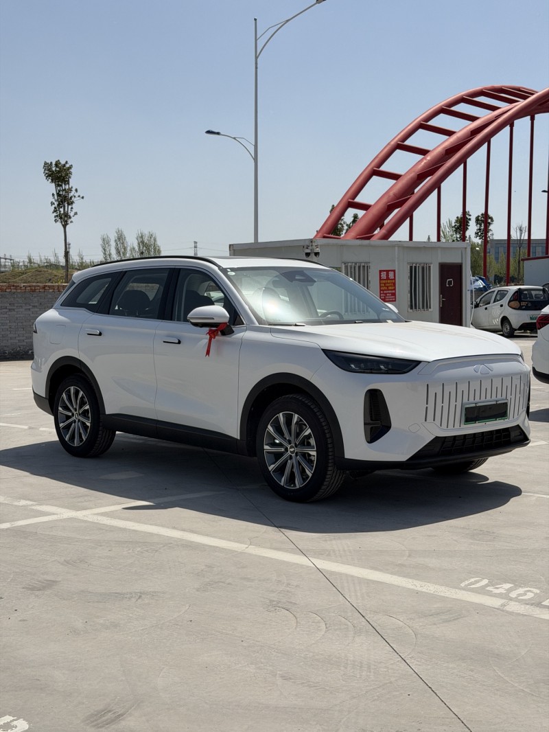 新乡26年奇瑞风云3