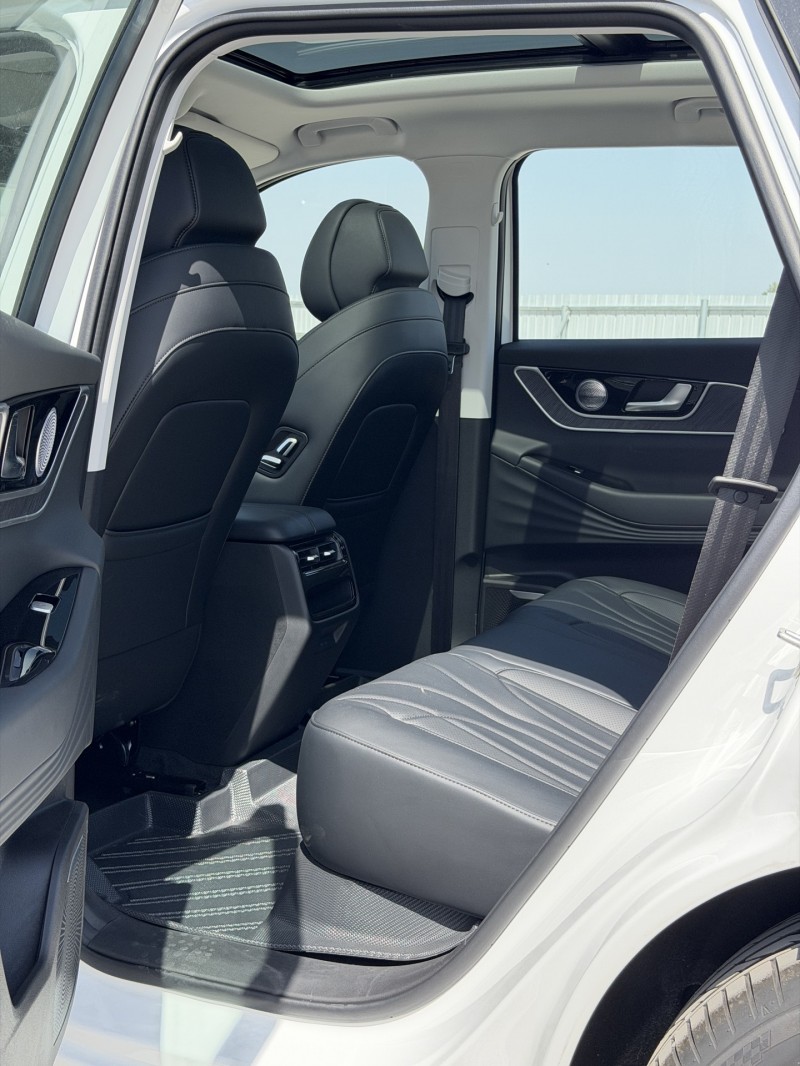 新乡26年奇瑞风云6