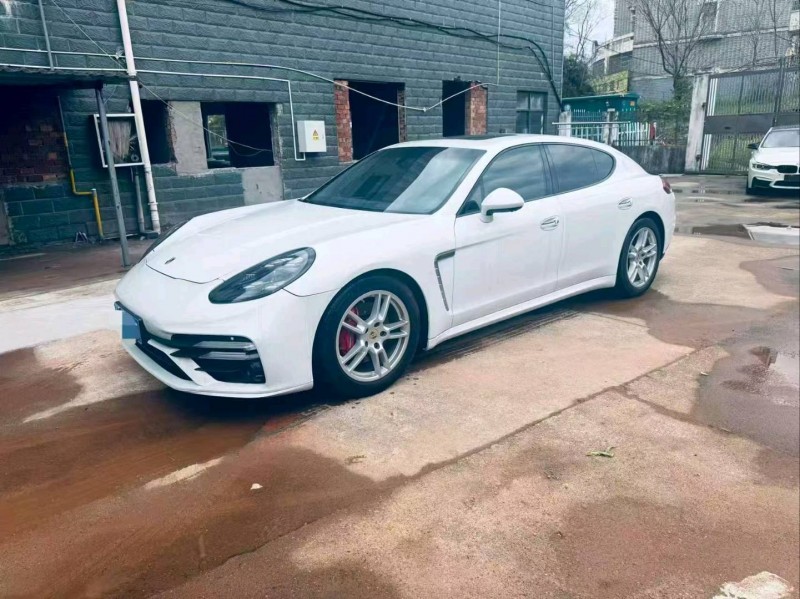 南昌16年保时捷帕拉梅拉3