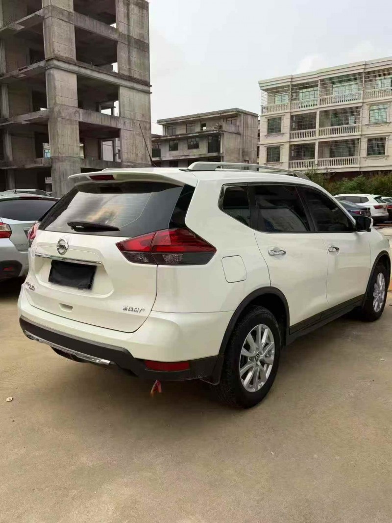 梧州22年日产奇骏7