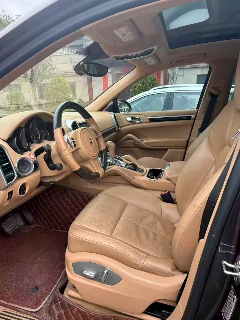 深圳14年保时捷卡宴7