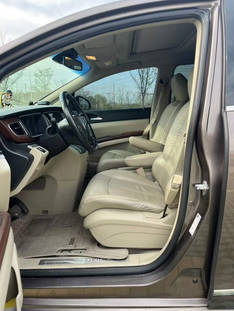 宿迁18年别克GL86