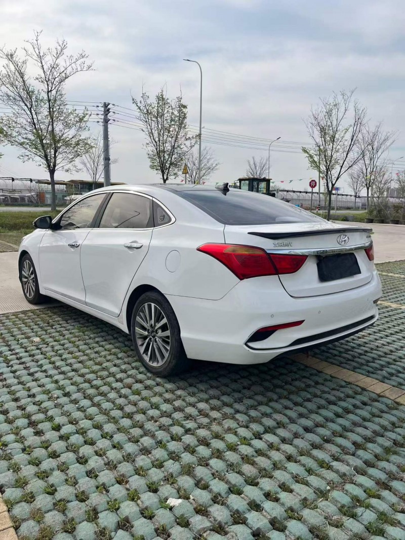 宿迁18年现代名图7