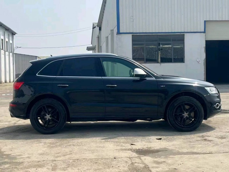 襄阳15年奥迪Q56