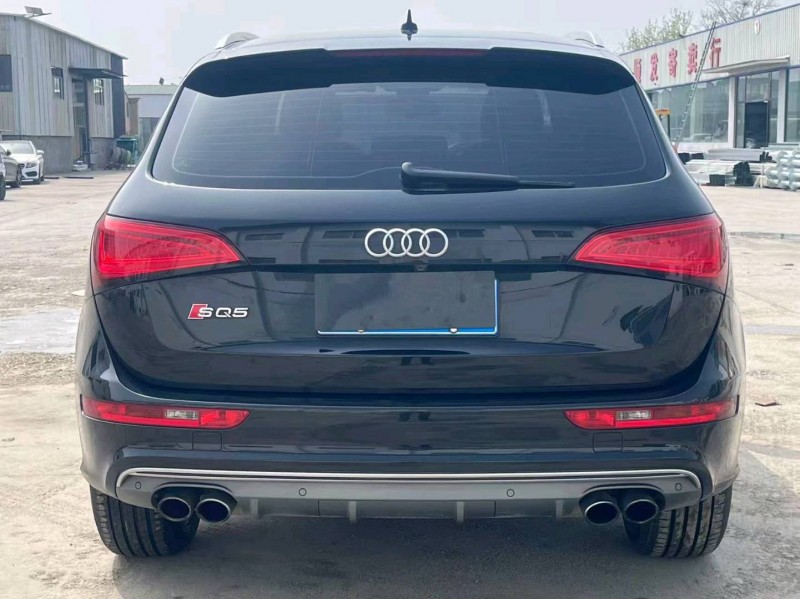 襄阳15年奥迪Q58