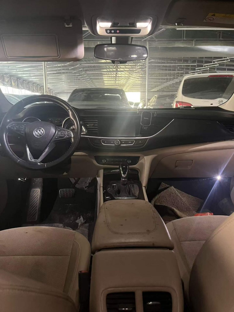 宿迁19年别克君威4