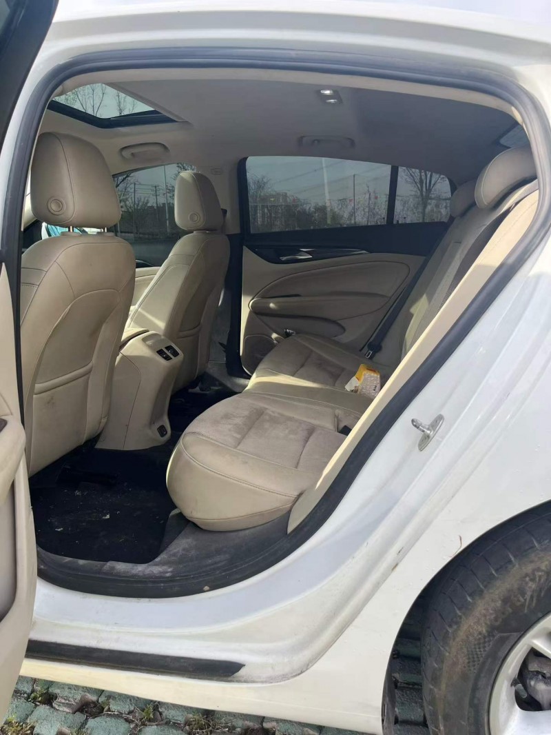 宿迁19年别克君威5