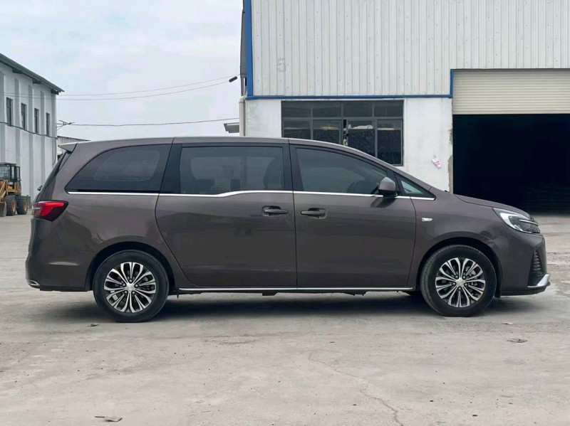 襄阳23年别克GL84