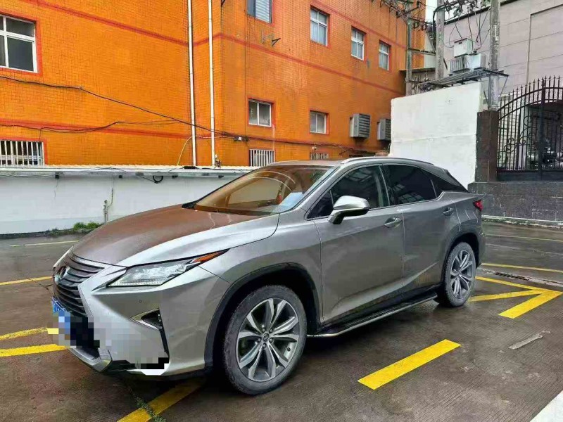 南平18年雷克萨斯RX2