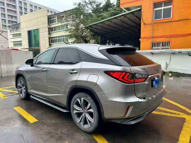 南平18年雷克萨斯RX7