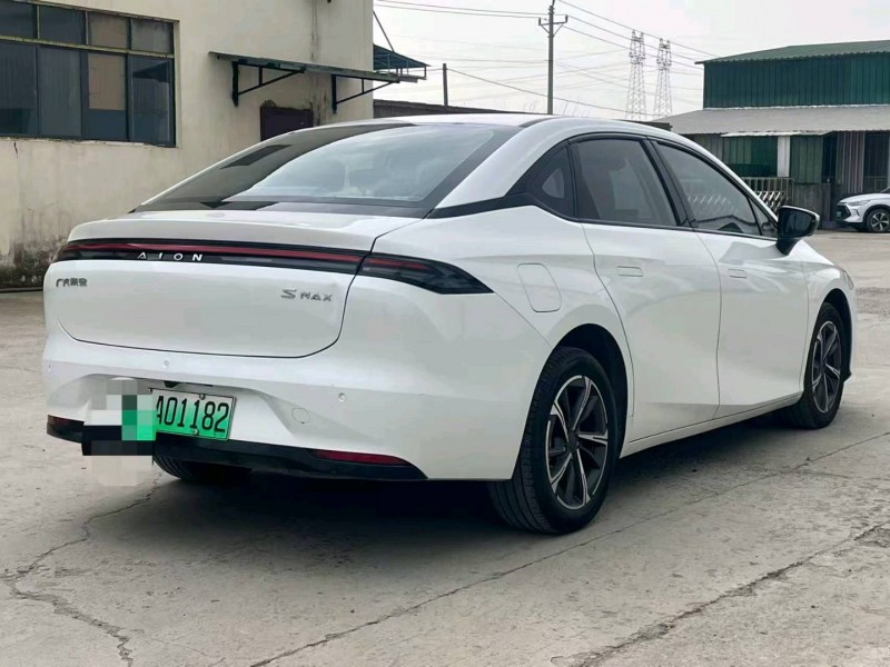 襄阳24年传祺埃安S2