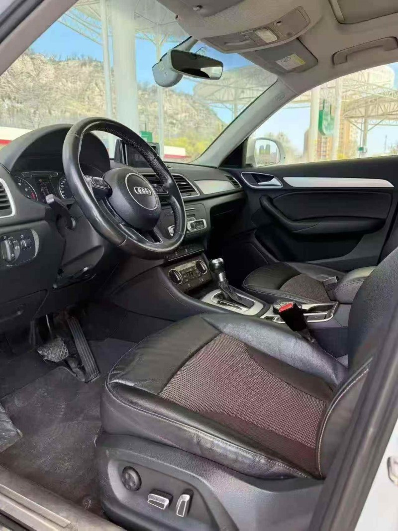 济宁16年奥迪Q34