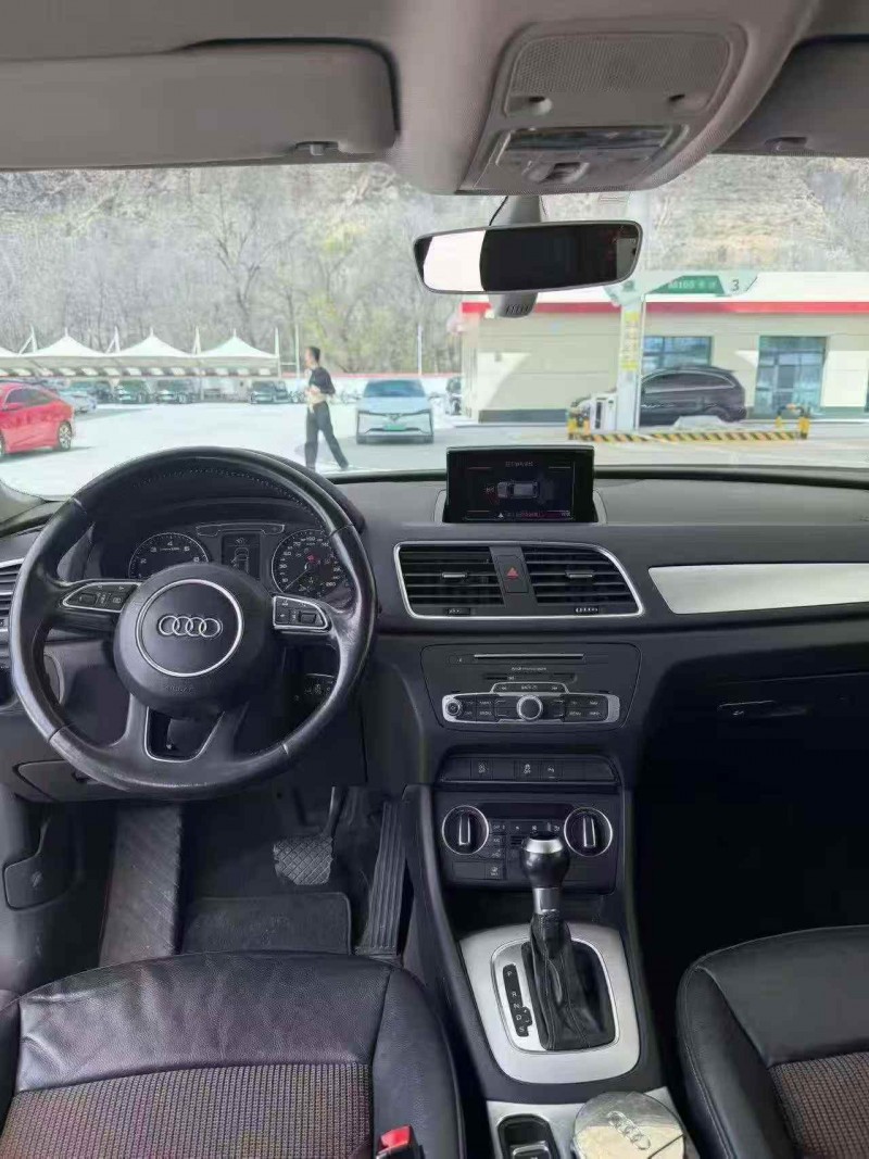 济宁16年奥迪Q35