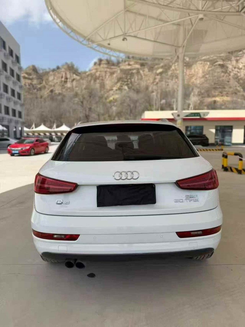 济宁16年奥迪Q39