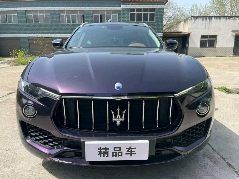 襄阳17年玛莎拉蒂Levante1