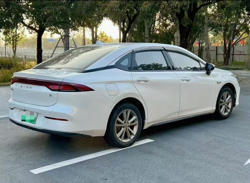 娄底23年传祺埃安S5808