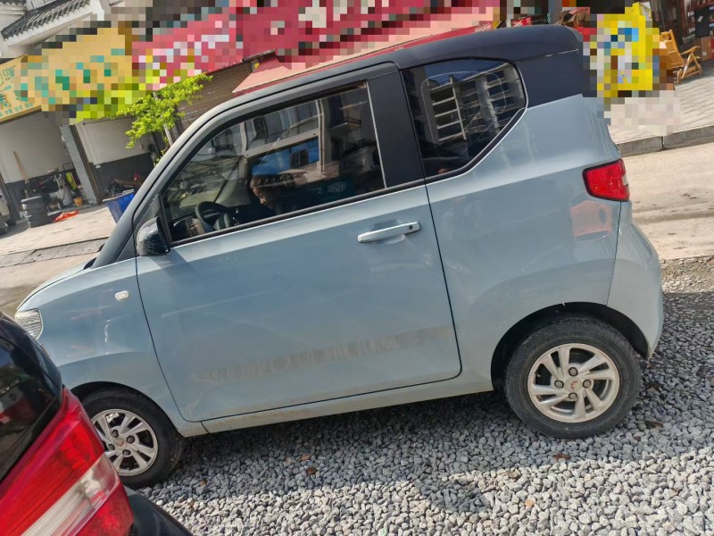 娄底21年五菱汽车MINIEV马卡龙5