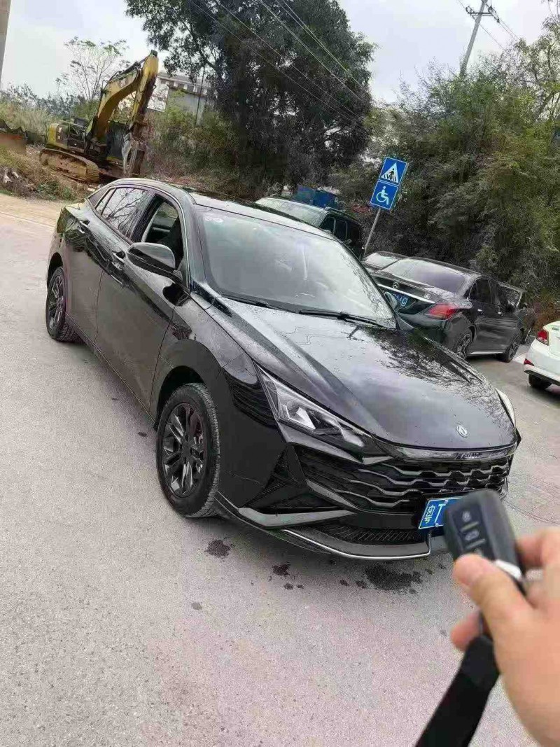 南宁26年东风奕炫2