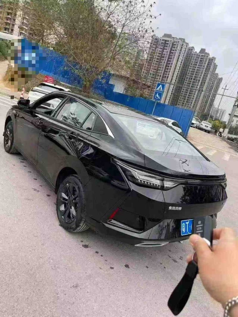 南宁26年东风奕炫9