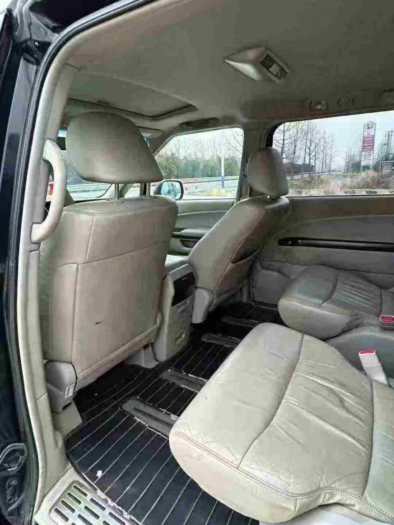 徐州15年本田艾力绅9