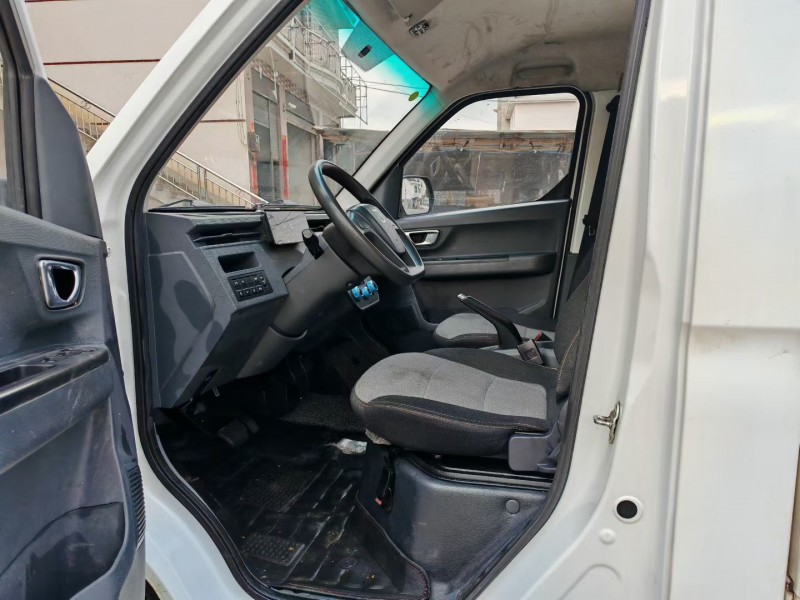 娄底23年吉利星享6