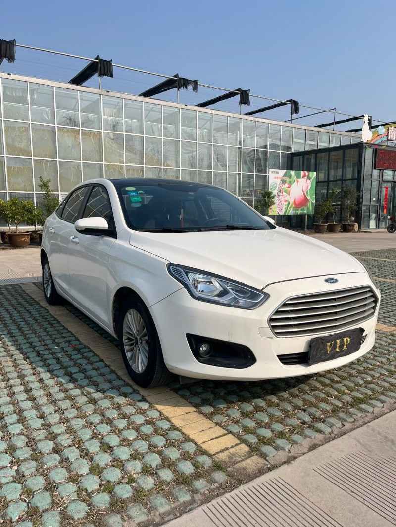 宿迁17年福特福睿斯2