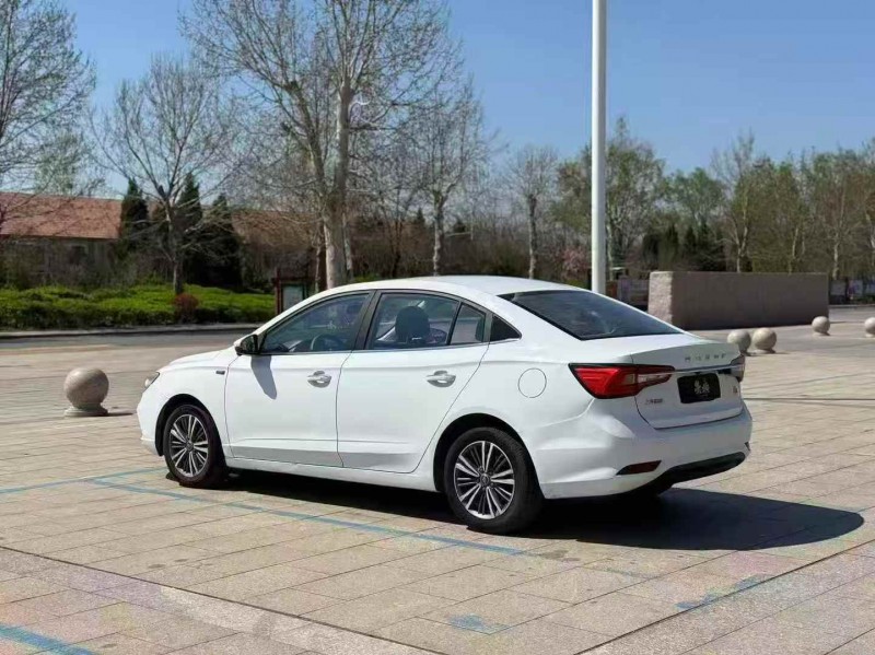 济宁19年荣威i56