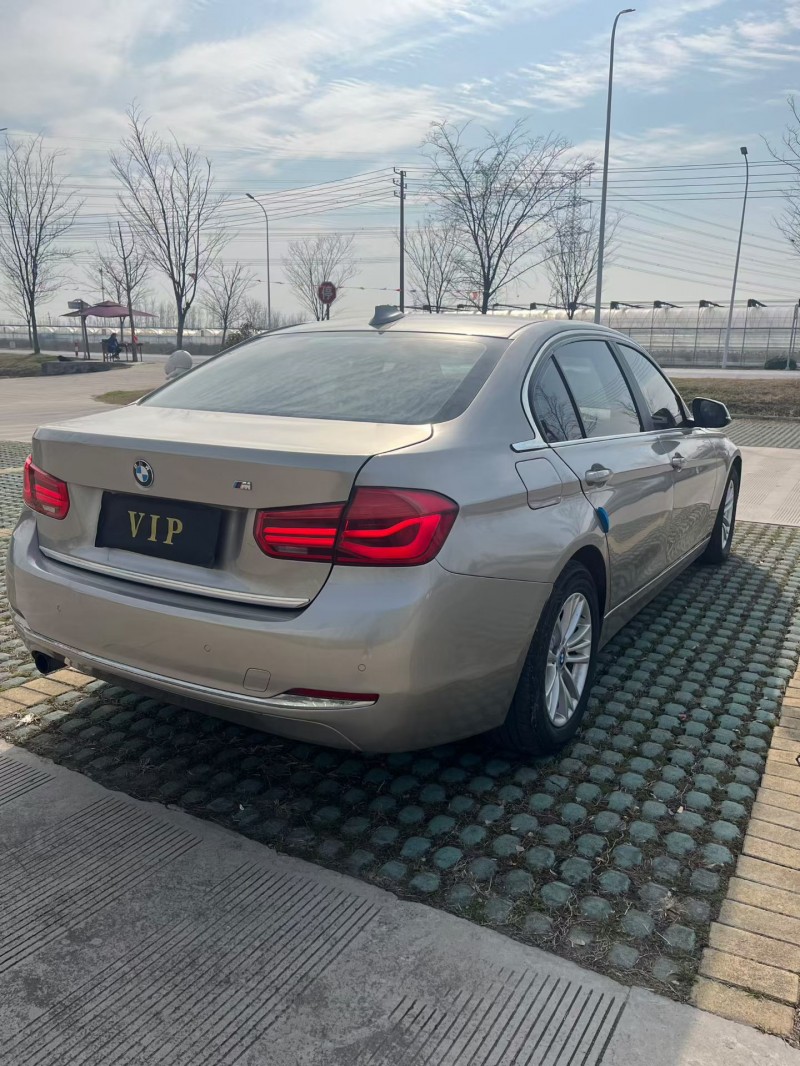 徐州16年宝马3系8