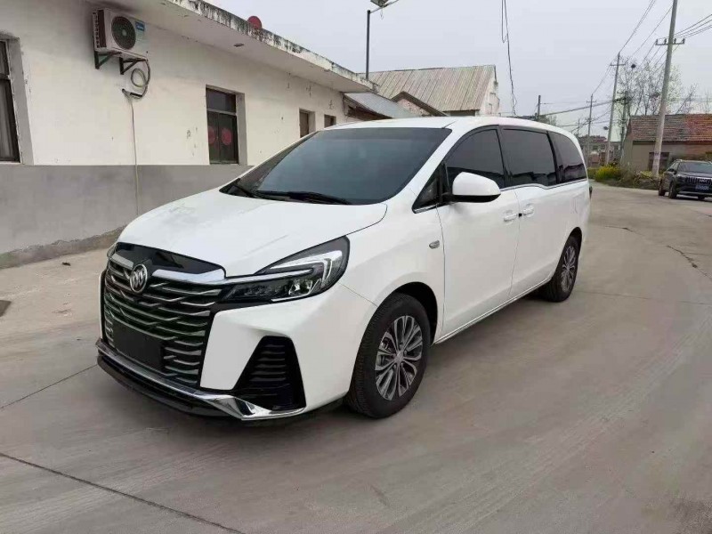 南通23年别克GL82