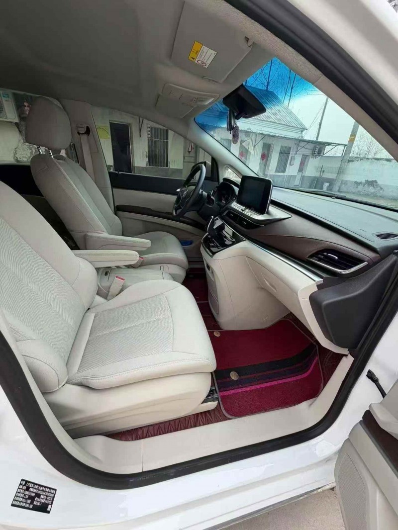 南通23年别克GL86