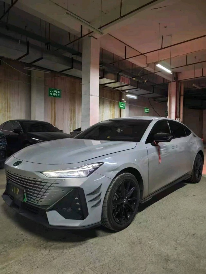 安顺23年长安汽车UNI3