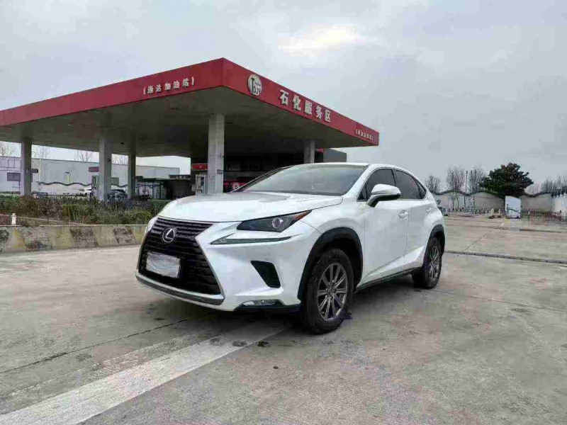 徐州18年雷克萨斯NX2