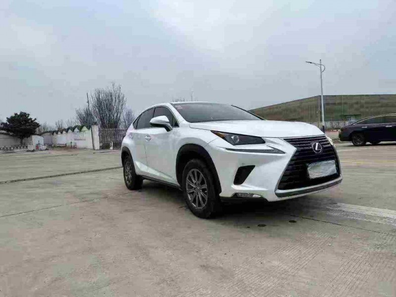 徐州18年雷克萨斯NX3