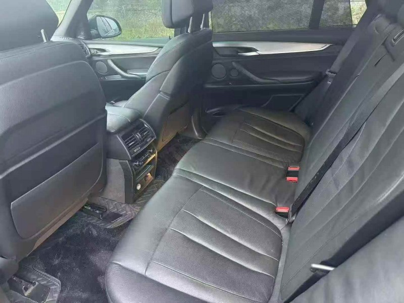 济宁17年宝马X55