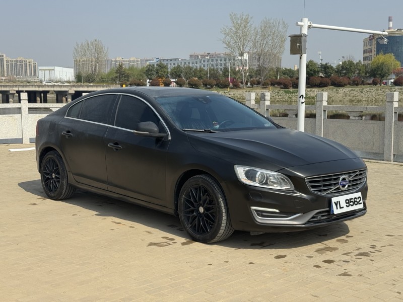 鹤壁14年沃尔沃S902