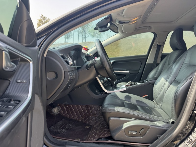 鹤壁14年沃尔沃S906