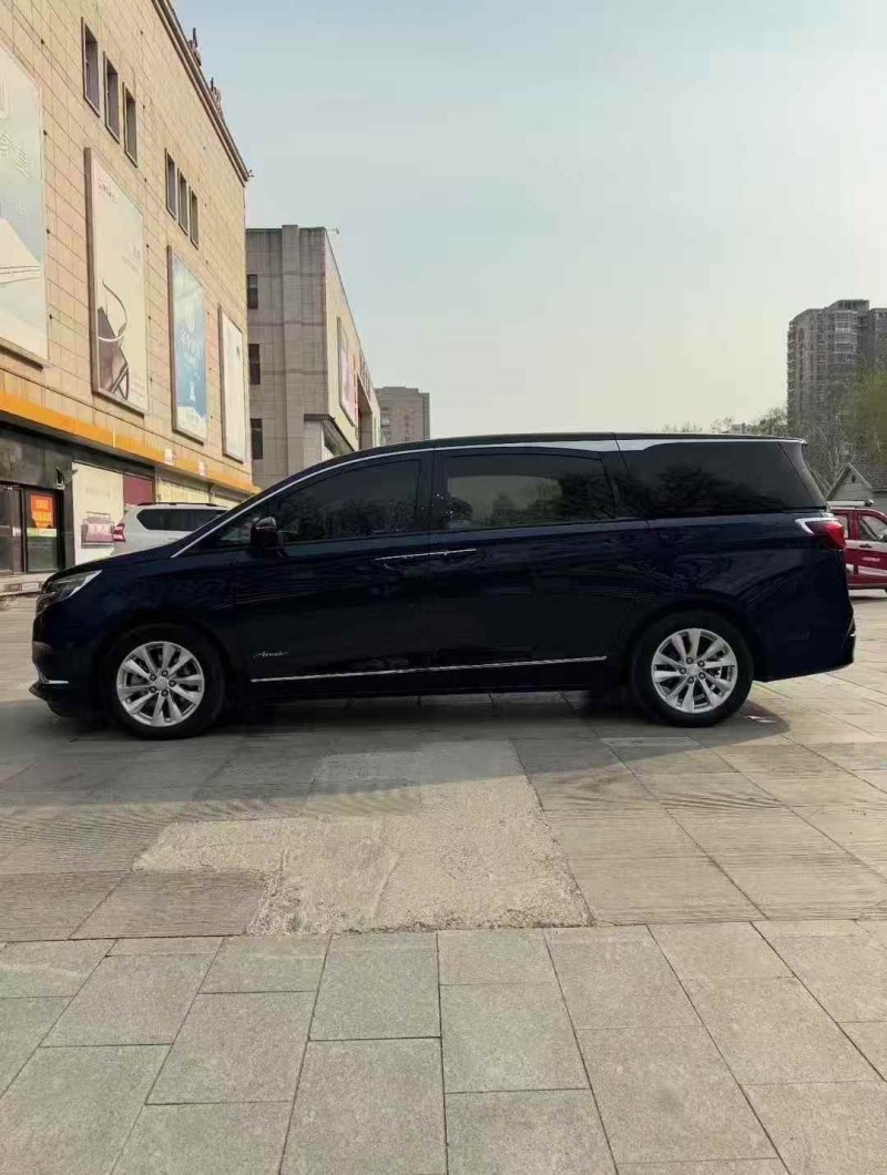 东营22年别克GL83