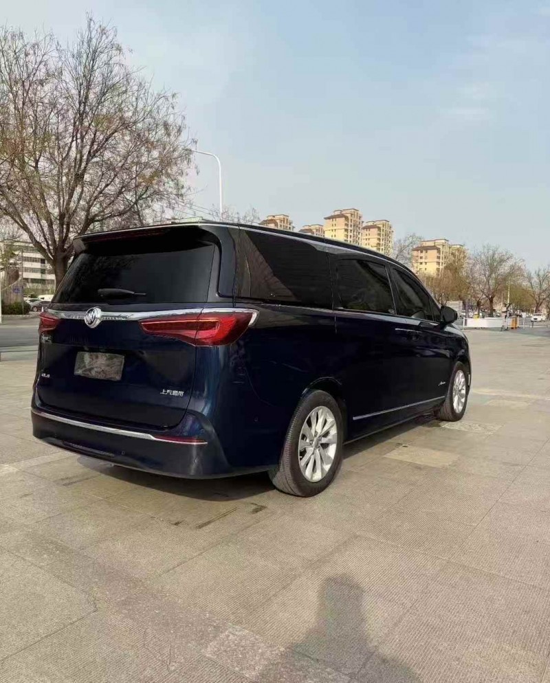 东营22年别克GL84