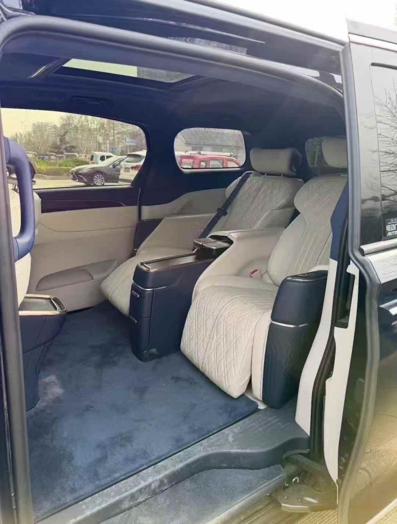 东营22年别克GL89