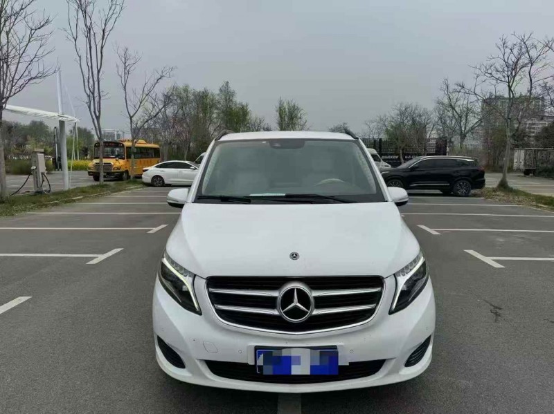 枣庄19年奔驰V1