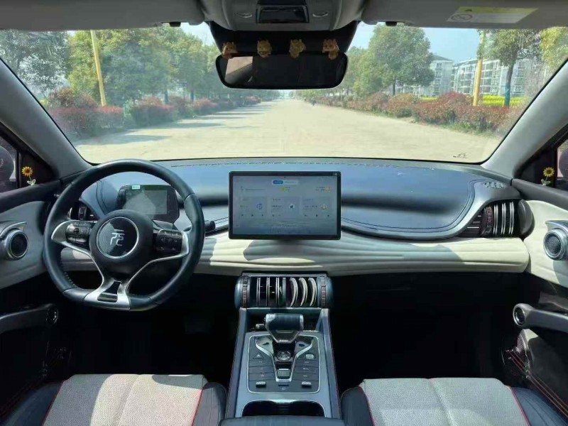 苏州23年比亚迪元5